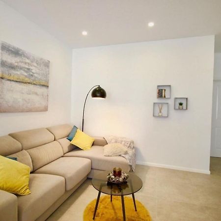 Gzira 3 Bedroom Apartment Exterior photo